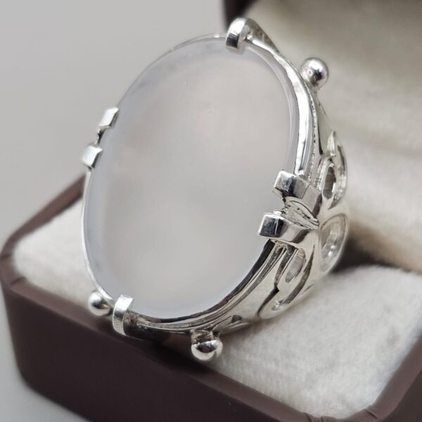 White Aqeeq Statement Ring